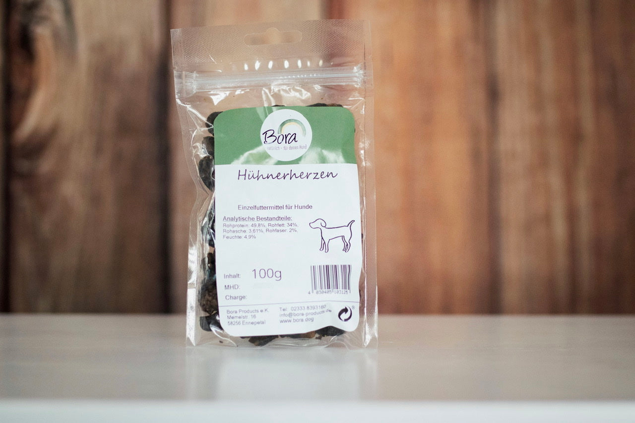 Hühnerherzen für Hunde in unserer einfachen, zu 100% recycelbaren Verpackung